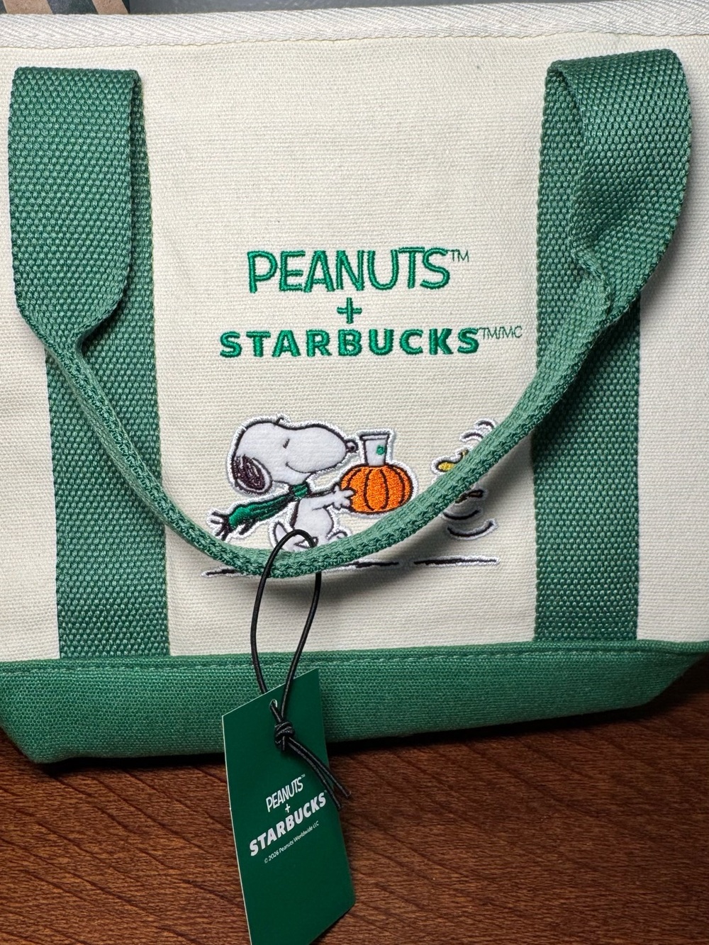 Starbucks Cream and Green Peanuts Canvas Tote with Snoopy - Picture 2 of 3